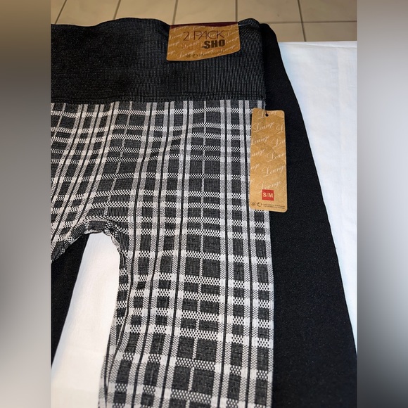 NWT SHOSHO 2PACK LEGGINGS BLACK PLAIN AND CHECKERED SIZE S/M(14) - Picture 2 of 3
